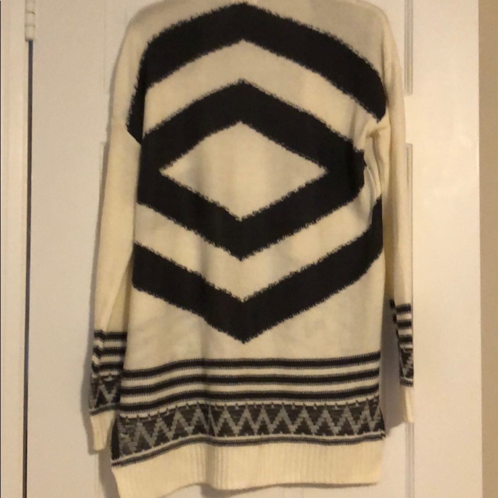 Cardigan - Picture 2 of 2